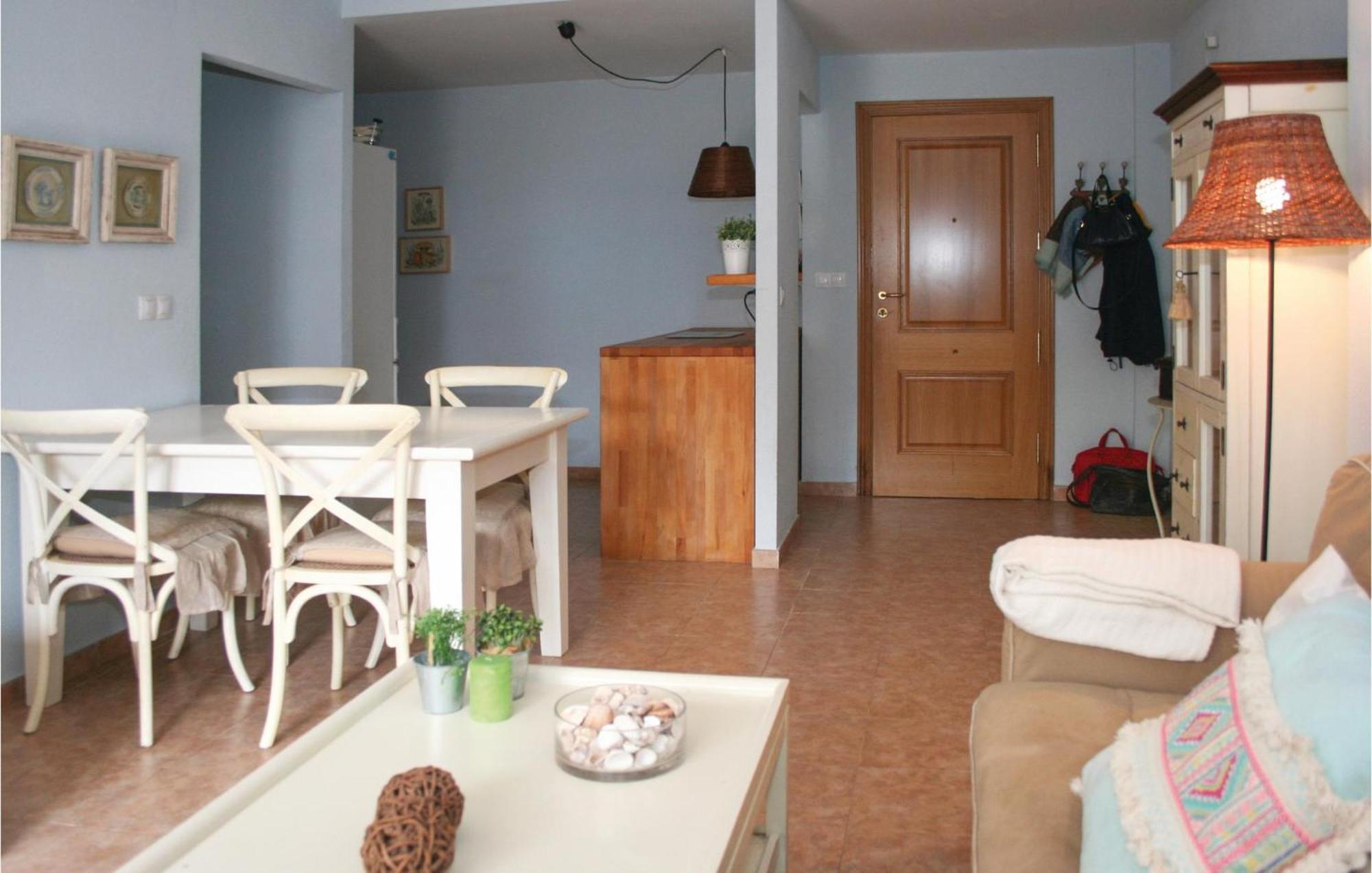 Beautiful Apartment In Alcossebre With Kitchen المظهر الخارجي الصورة