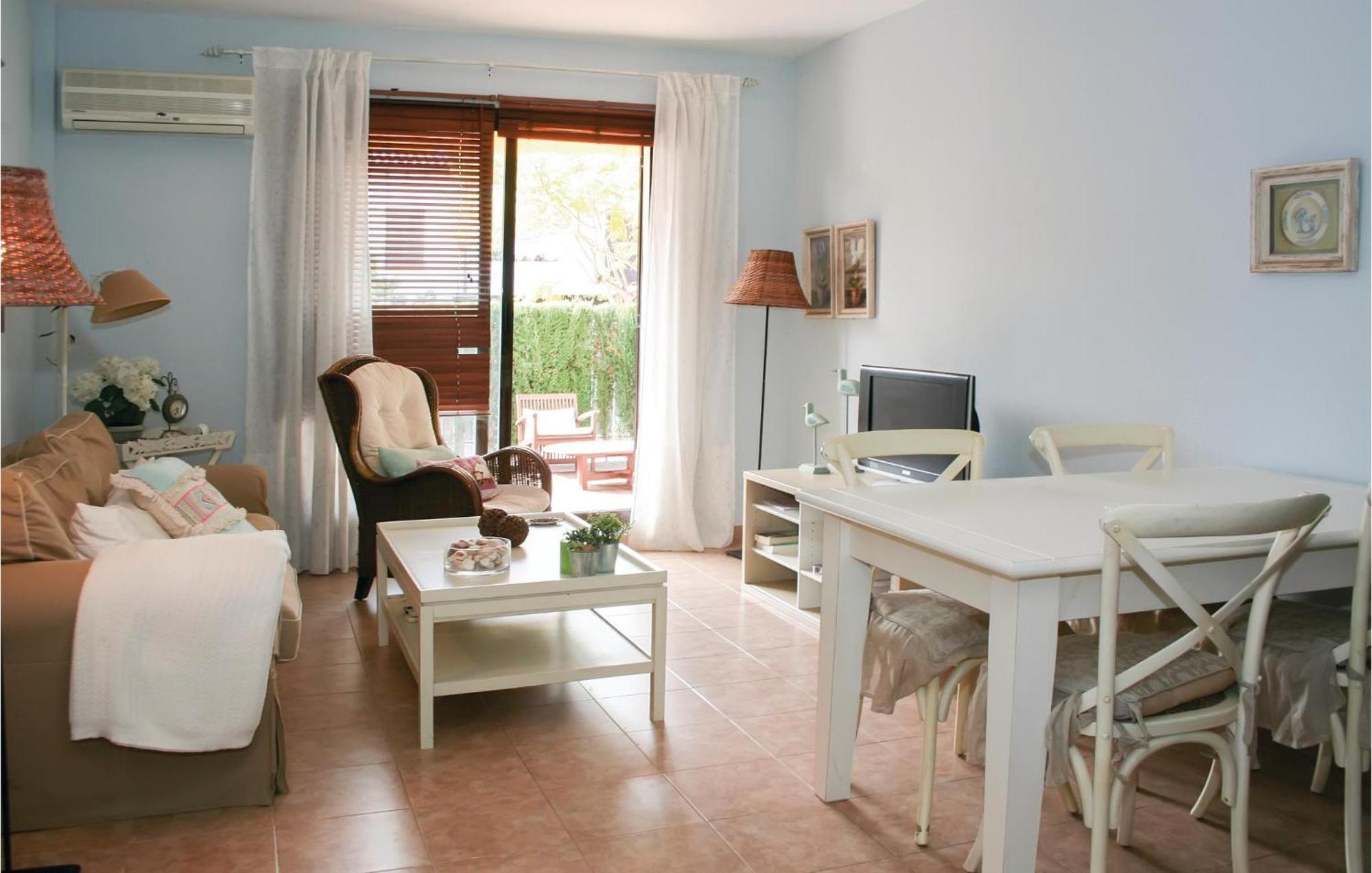 Beautiful Apartment In Alcossebre With Kitchen المظهر الخارجي الصورة